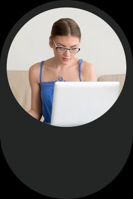Funcionários negociando com fornecedores