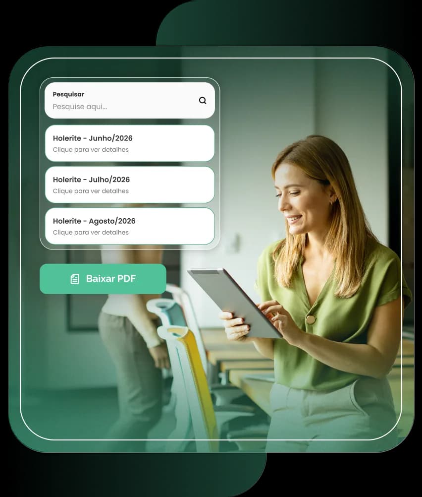 Funcionária do RH utilizando utilizando a folha de pagamento da EGS